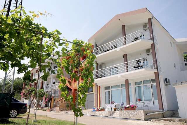 Апартаменты Apartments Vila Dusan Сутоморе-3